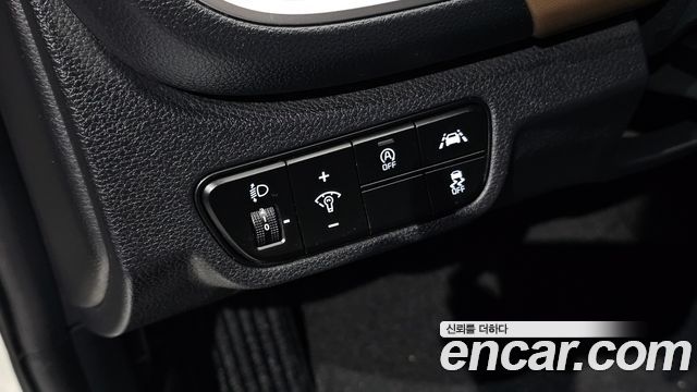 Kia Seltos Diesel 1.6 2WD Signature 2021 — фото 24