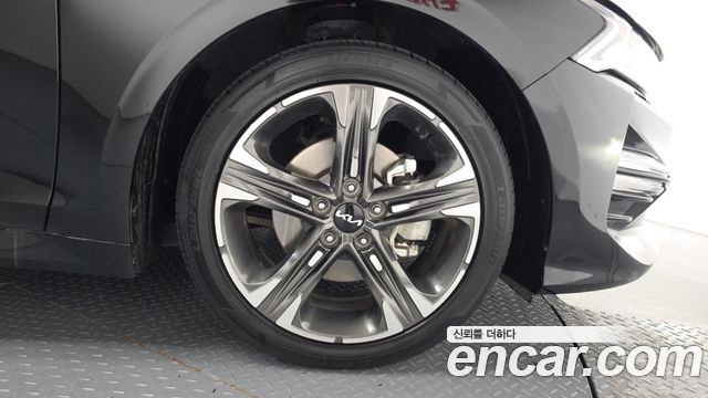 Kia K5 (III) 1.6 Turbo Noblesse 2023 — фото 27
