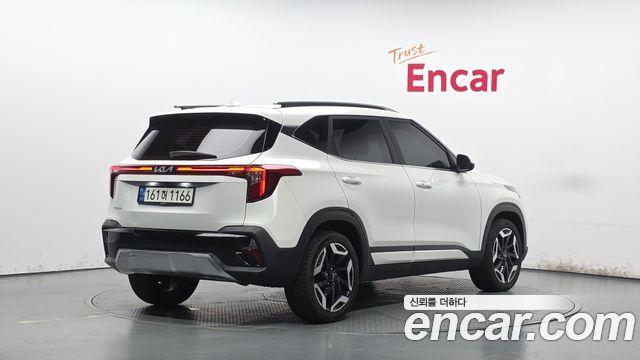 Kia Seltos Gasoline 1.6 Turbo 2WD Signature 2023 — фото 2