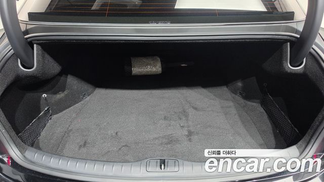 Genesis G80 (RG3) Gasoline 2.5 Turbo AWD 2022 — фото 17
