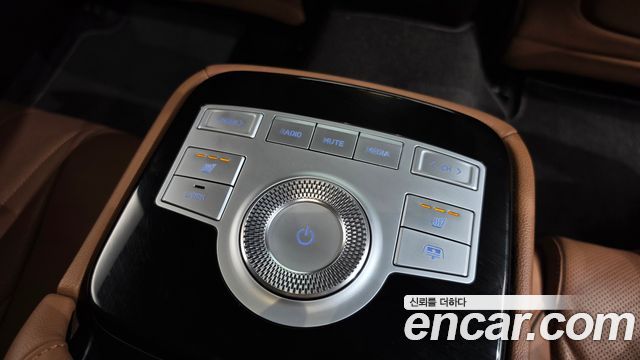 Genesis G80 (RG3) Gasoline 2.5 Turbo AWD 2022 — фото 31
