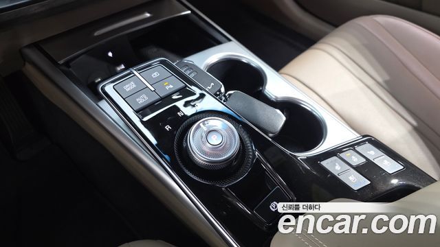 Kia K8 2.5 Gasoline 2WD Noblesse 2023 — фото 9