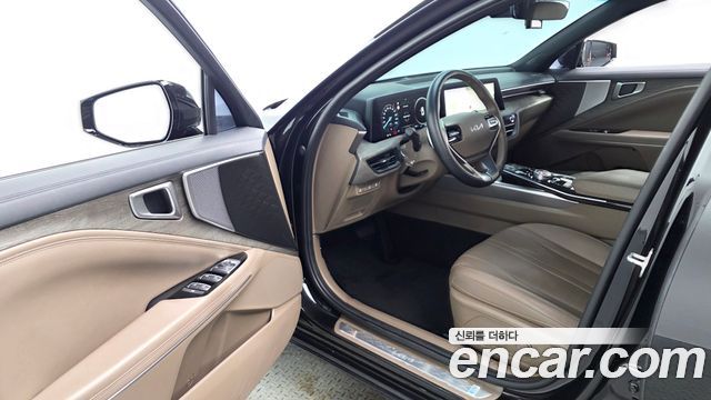 Kia K8 2.5 Gasoline 2WD Noblesse 2023 — фото 10