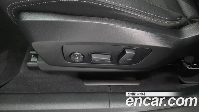 BMW X1 (U11) sDrive 20i M Sport 2023 — фото 30