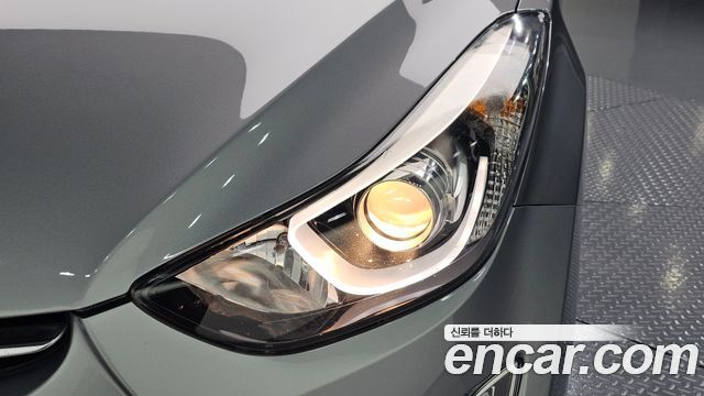 Hyundai Avante 1.6 GDi Modern Standard 2015 — фото 22