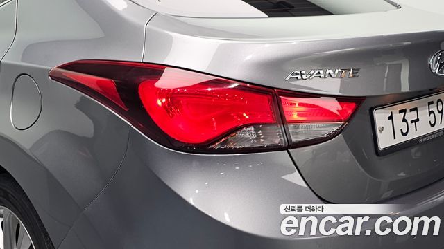 Hyundai Avante 1.6 GDi Modern Standard 2015 — фото 23