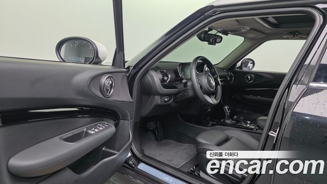 MINI Cooper Clubman Classic 2nd 2023 — фото 10
