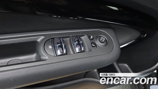 MINI Cooper Clubman Classic 2nd 2023 — фото 11