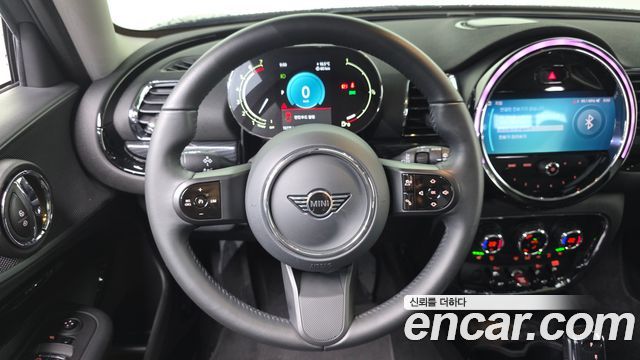 MINI Cooper Clubman Classic 2nd 2023 — фото 13