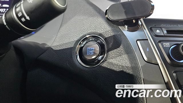 Hyundai Grandeur (HG) HG240 Modern 2014 — фото 16
