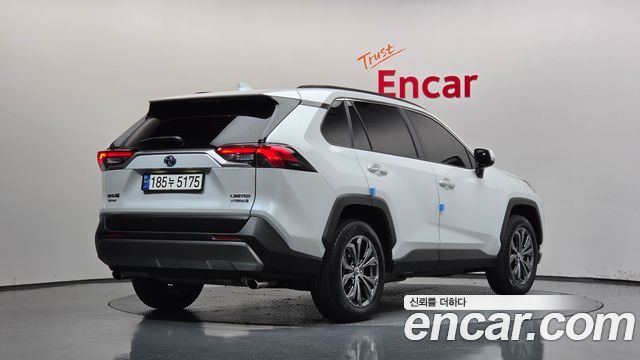 Toyota RAV4 (V) 2,5 4WD Hybrid LTD 2024 — фото 2