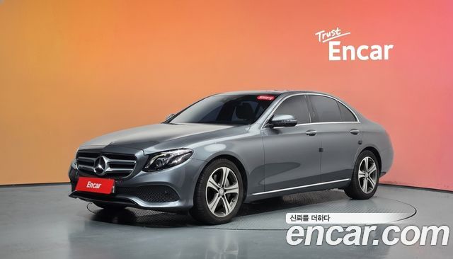 Mercedes-Benz E-Class (W213) E300 4MATIC Avnatgarde