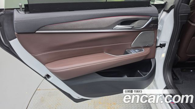 BMW 6 Series GT (G32) 620d xDrive M Sport 2022 — фото 25