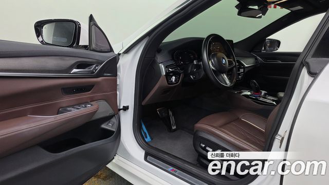 BMW 6 Series GT (G32) 620d xDrive M Sport 2022 — фото 26