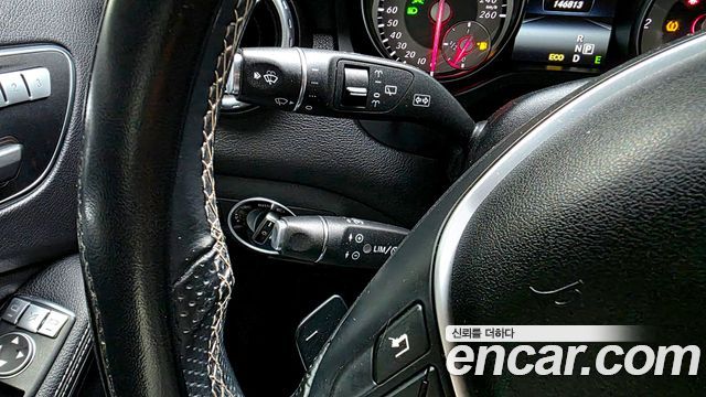 Mercedes-Benz GLA-Class (X156) GLA200 CDI 2015 — фото 21