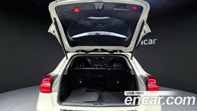 Mercedes-Benz GLA-Class (X156) GLA200 CDI 2015 — фото 23