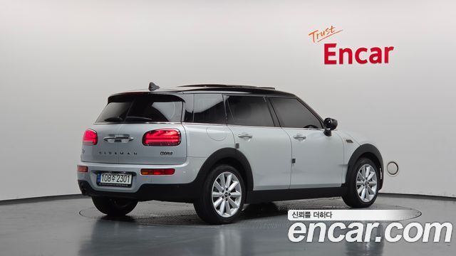MINI Cooper Clubman Standard 2nd 2021 — фото 2