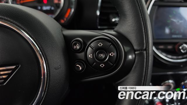 MINI Cooper Clubman Standard 2nd 2021 — фото 17