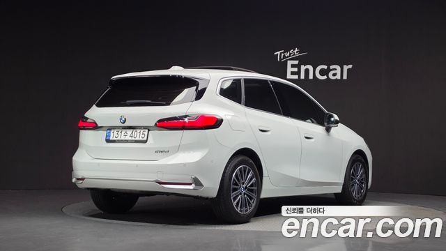 BMW 2 Series Active Tourer (U06) 218d Luxury 2022 — фото 2