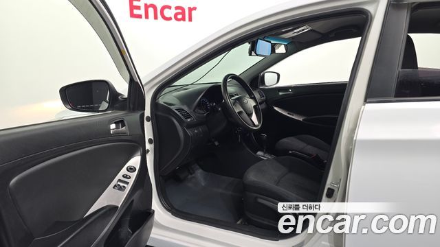 Hyundai Accent (New) 1.4 VVT Style 2019 — фото 10