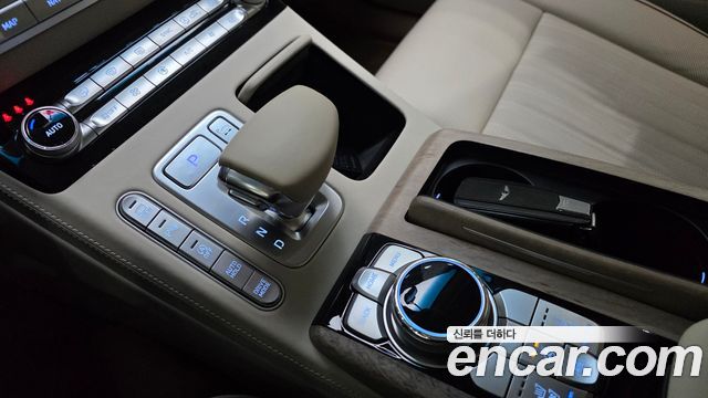 Genesis G90 3.8 AWD Prestige 2021 — фото 9