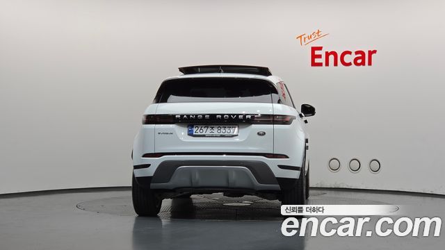 Land Rover Range Rover Evoque (II) P250 SE 2023 — фото 4