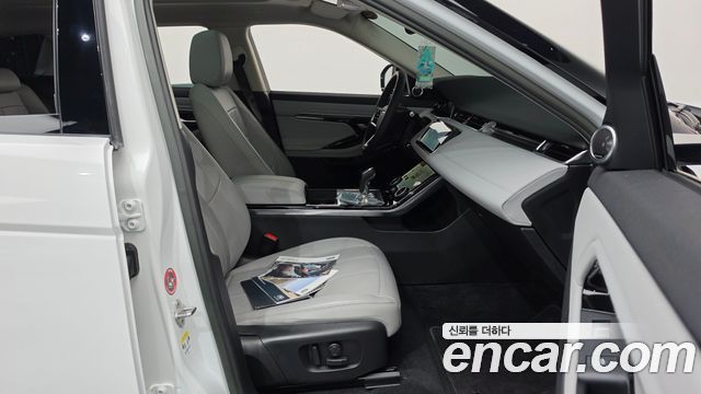 Land Rover Range Rover Evoque (II) P250 SE 2023 — фото 26