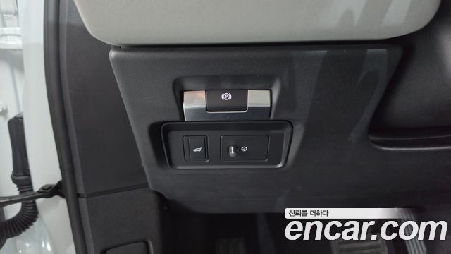 Land Rover Range Rover Evoque (II) P250 SE 2023 — фото 29