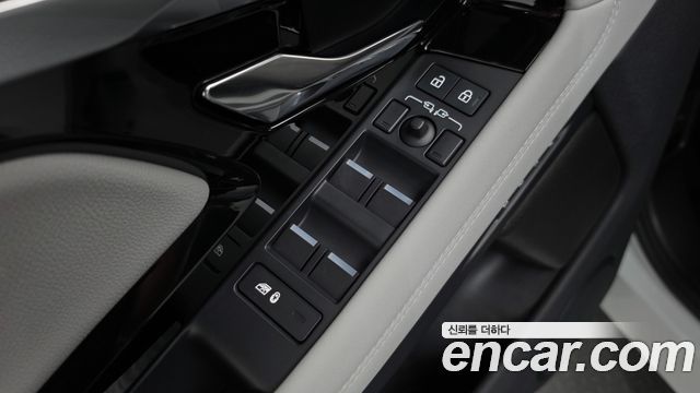 Land Rover Range Rover Evoque (II) P250 SE 2023 — фото 39
