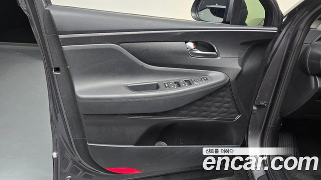 Hyundai Santa Fe Diesel 2.2 2WD Prestige 2021 — фото 24