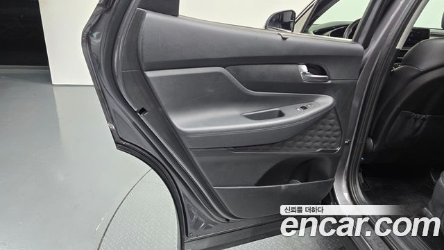 Hyundai Santa Fe Diesel 2.2 2WD Prestige 2021 — фото 25
