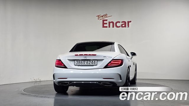 Mercedes-Benz SLC-Class (R172) SLC200 2017 — фото 4