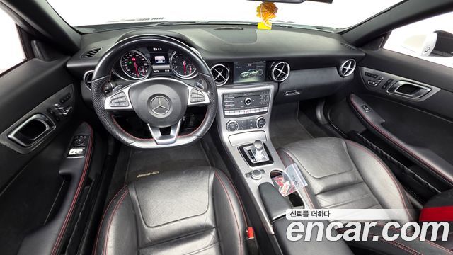 Mercedes-Benz SLC-Class (R172) SLC200 2017 — фото 7