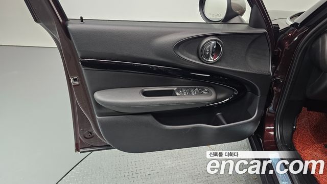 MINI Cooper Clubman High 2nd 2019 — фото 24