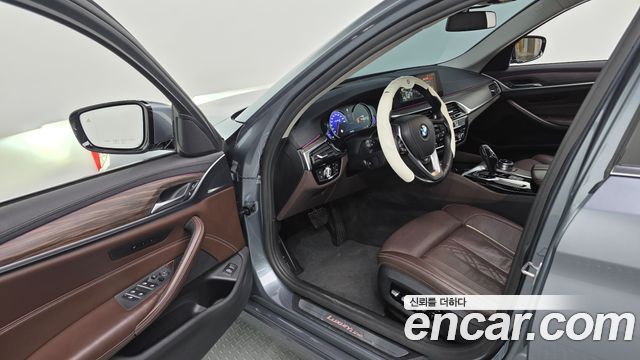 BMW 5 Series (G30) 530i xDrive Luxury Plus 2018 — фото 10