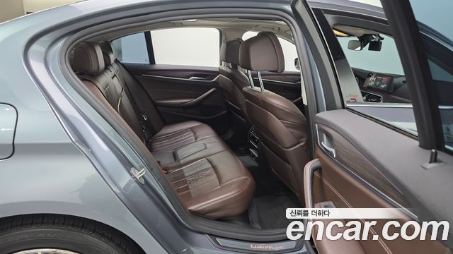 BMW 5 Series (G30) 530i xDrive Luxury Plus 2018 — фото 12