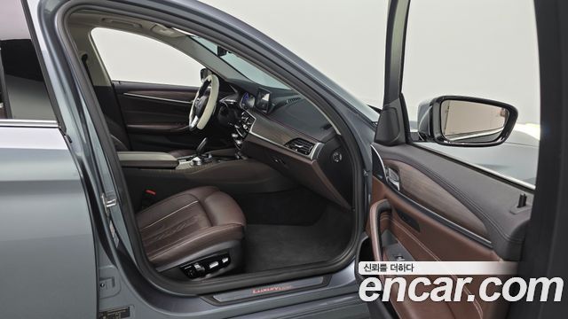 BMW 5 Series (G30) 530i xDrive Luxury Plus 2018 — фото 26