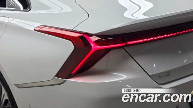 Kia K8 Hybrid Signature 2023 — фото 23