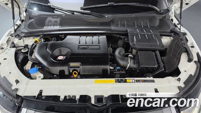 Land Rover Range Rover Evoque 2.0 TD4 SE 2019 — фото 6