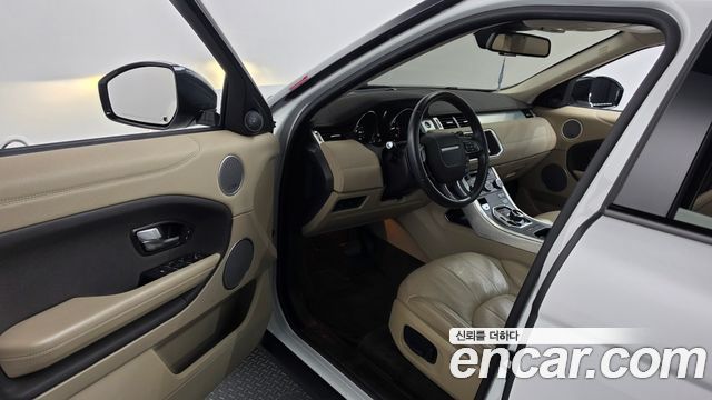 Land Rover Range Rover Evoque 2.0 TD4 SE 2019 — фото 10