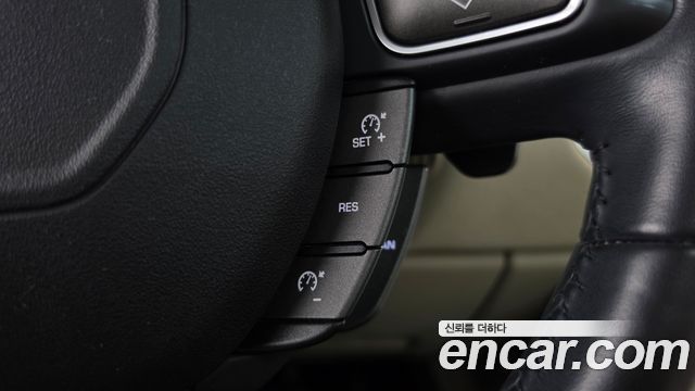 Land Rover Range Rover Evoque 2.0 TD4 SE 2019 — фото 12
