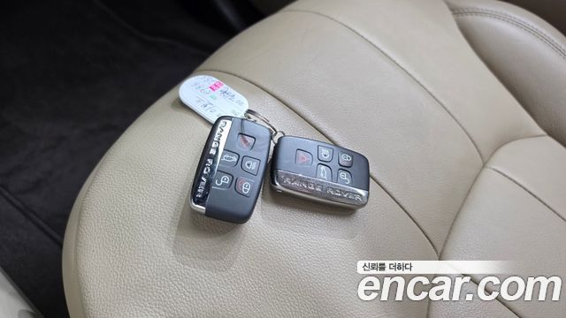 Land Rover Range Rover Evoque 2.0 TD4 SE 2019 — фото 16