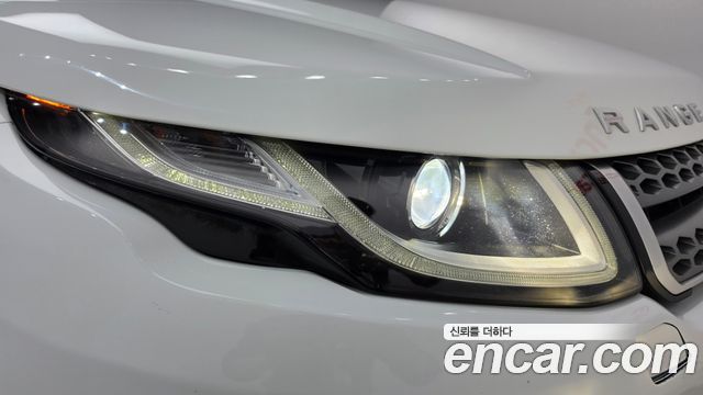 Land Rover Range Rover Evoque 2.0 TD4 SE 2019 — фото 22
