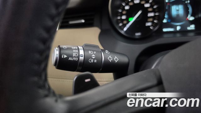Land Rover Range Rover Evoque 2.0 TD4 SE 2019 — фото 30