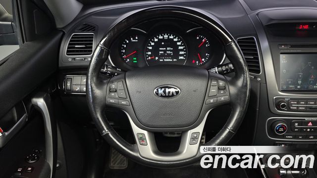 Kia Sorento R Diesel 2.0 4WD Noblesse 2014 — фото 14