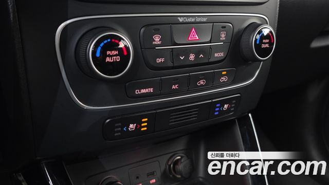 Kia Sorento R Diesel 2.0 4WD Noblesse 2014 — фото 17