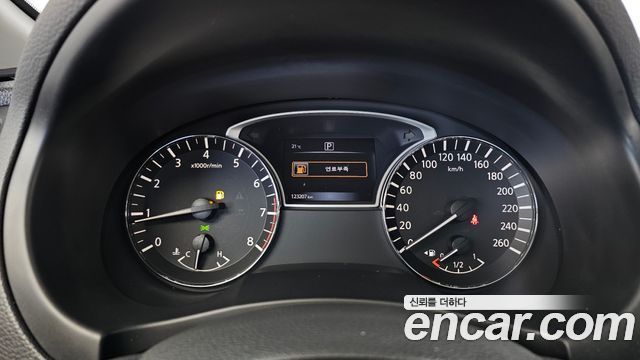 Nissan Altima 2.5 L33 2017 — фото 8