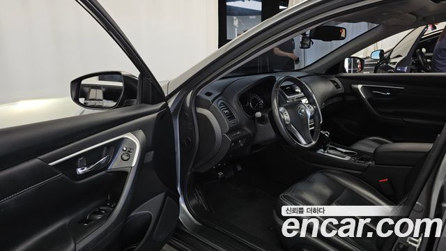 Nissan Altima 2.5 L33 2017 — фото 10