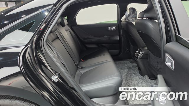 Hyundai Ioniq 6 Standard E-Value+ 2025 — фото 11