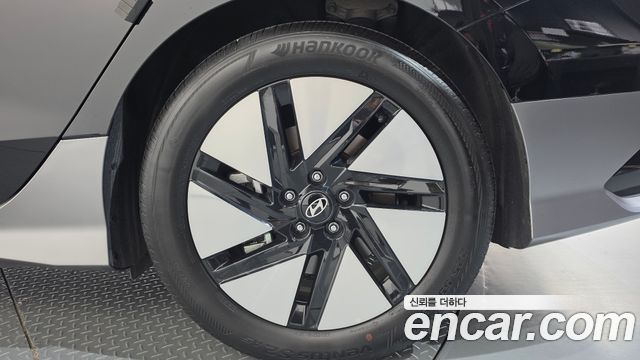 Hyundai Ioniq 6 Standard E-Value+ 2025 — фото 21